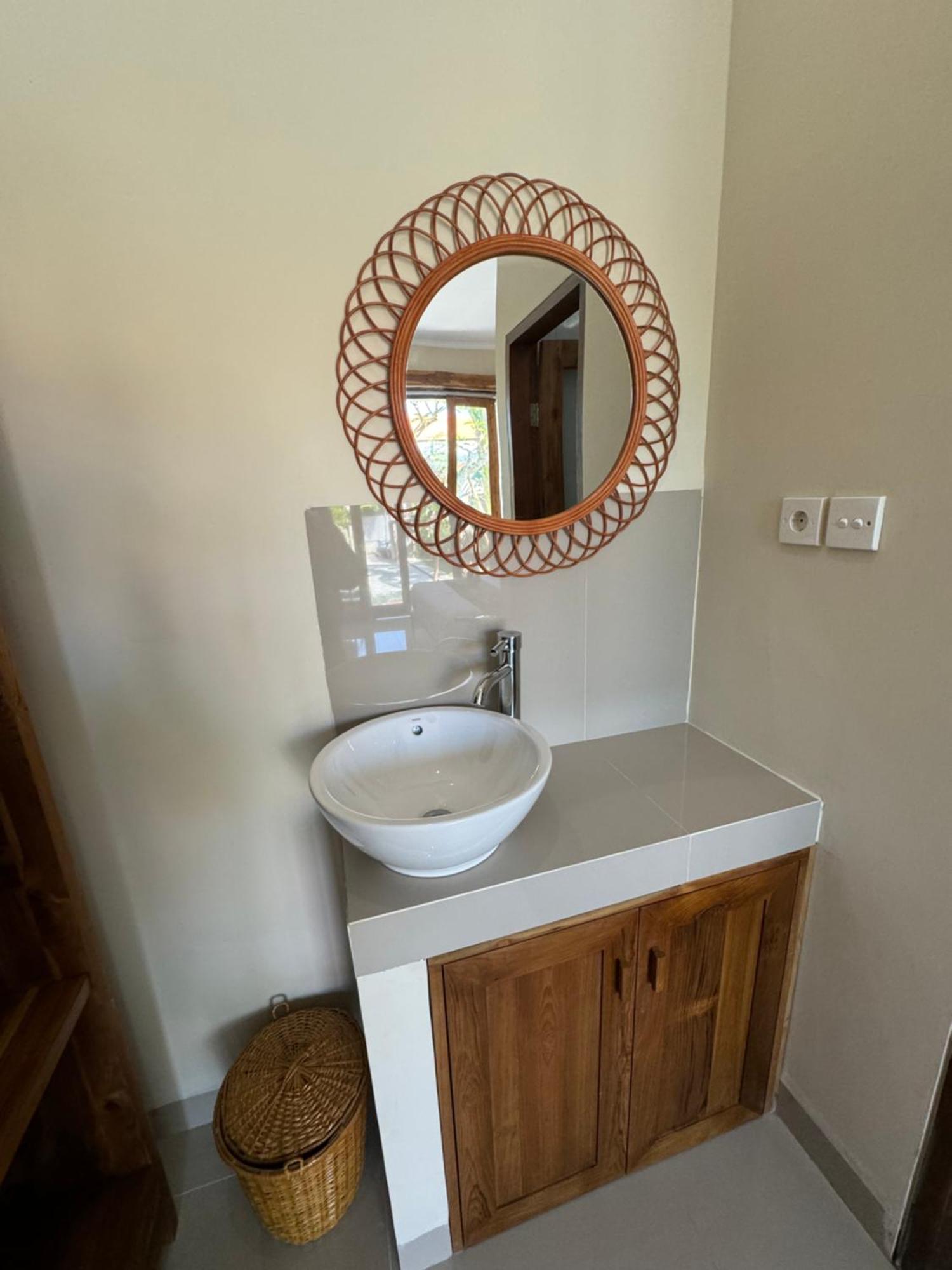 Canggu Nadi 2 Guest House Экстерьер фото