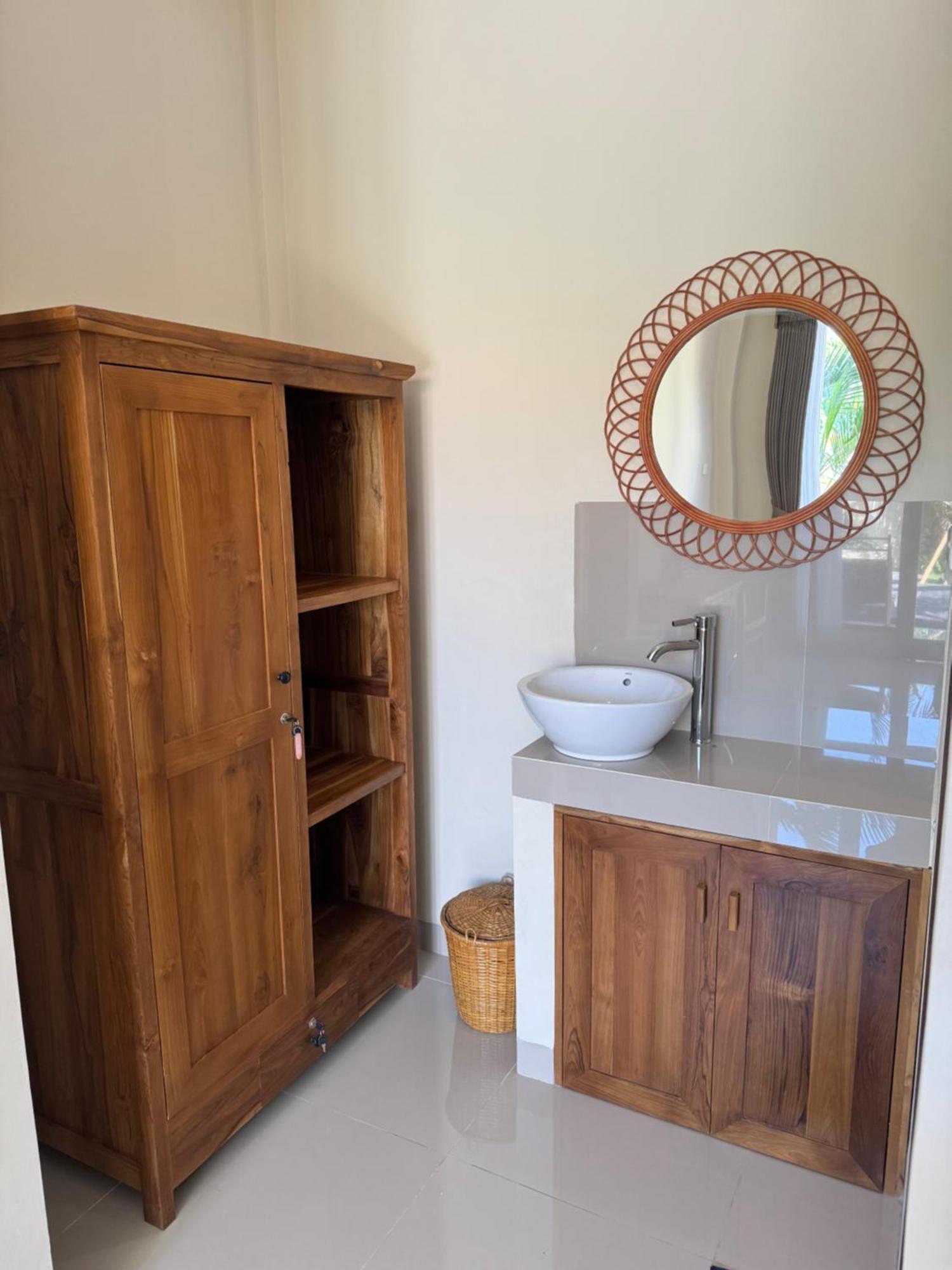 Canggu Nadi 2 Guest House Экстерьер фото